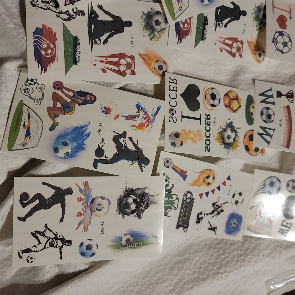 NWT TEMPORARY TATTOO FACE AND BODY GAME DAY FUN 12 CARDS FULL OF FUN - Picture 3 of 6